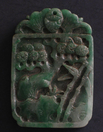 sculpture jade vert antiquite bijou paysage cerisier fleur temple chine